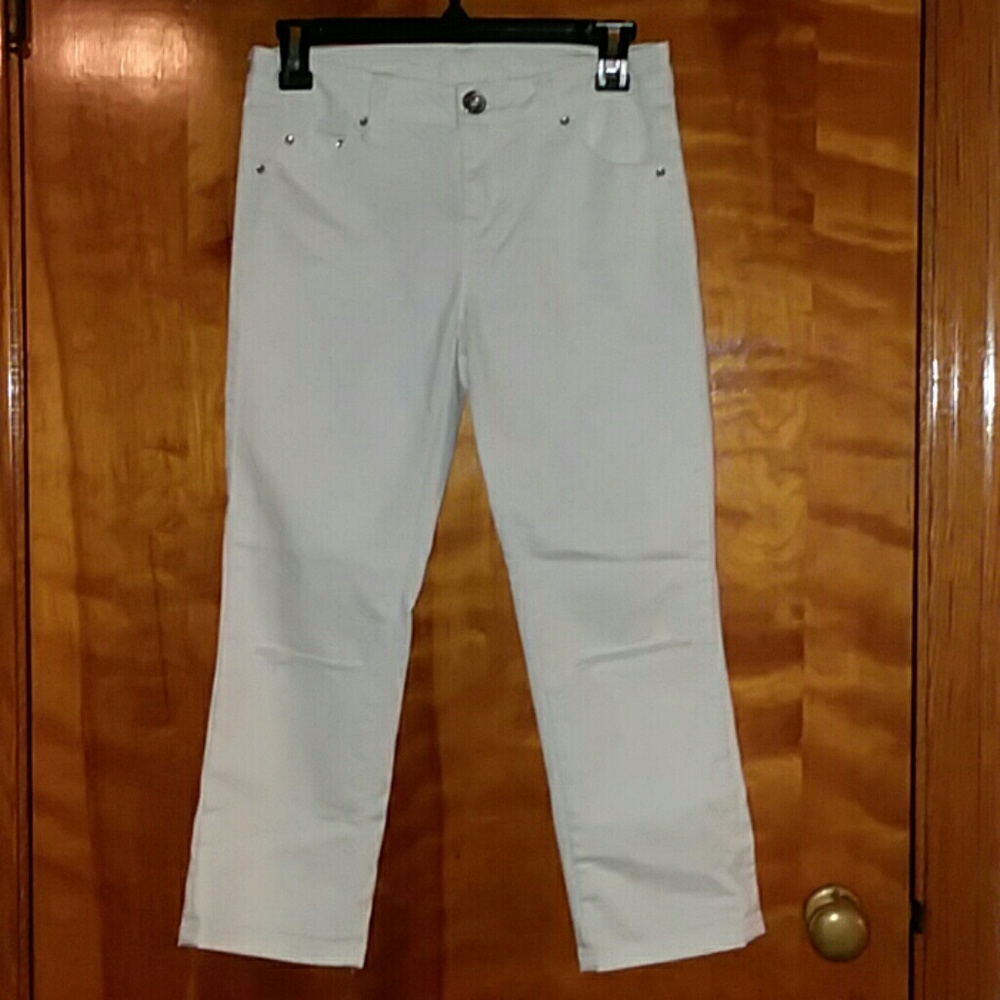 Justice Jean Capris White Sz 14
